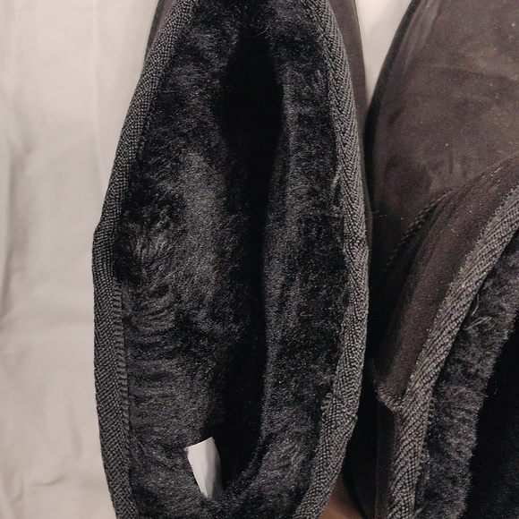 Makalu women's faux fur boots sized 9M - Picture 2 of 10